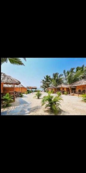 Blue Corner Beach Huts & Restaurant